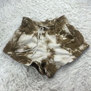 Lululemon Inner Glow Short 3" *Earth Dye Earth Dye Sand
